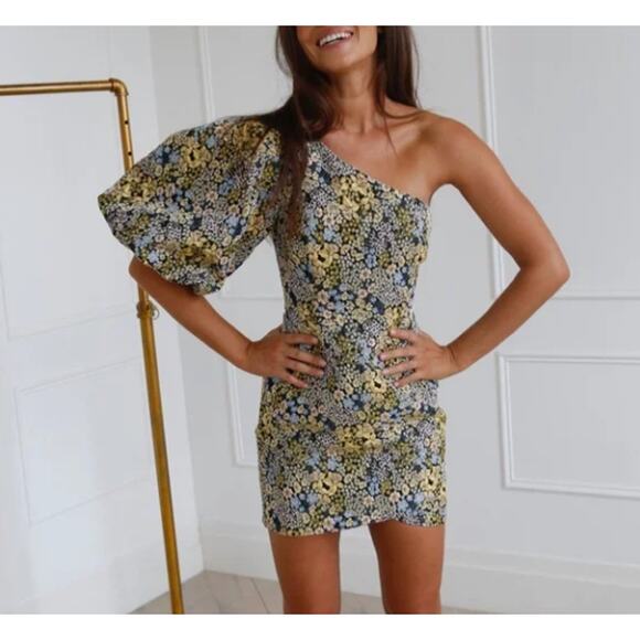 NWT Atoir Dare to Love Jacquard Puff Shoulder Mini Dress in Cameo Bloom